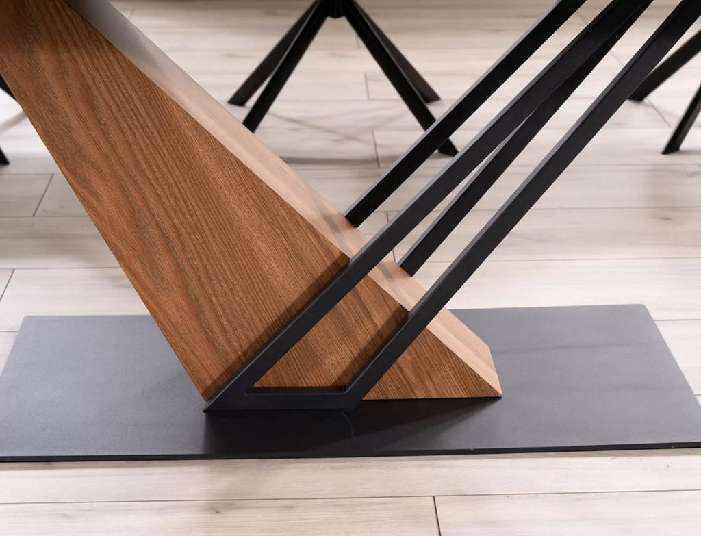 Tisch Genesis