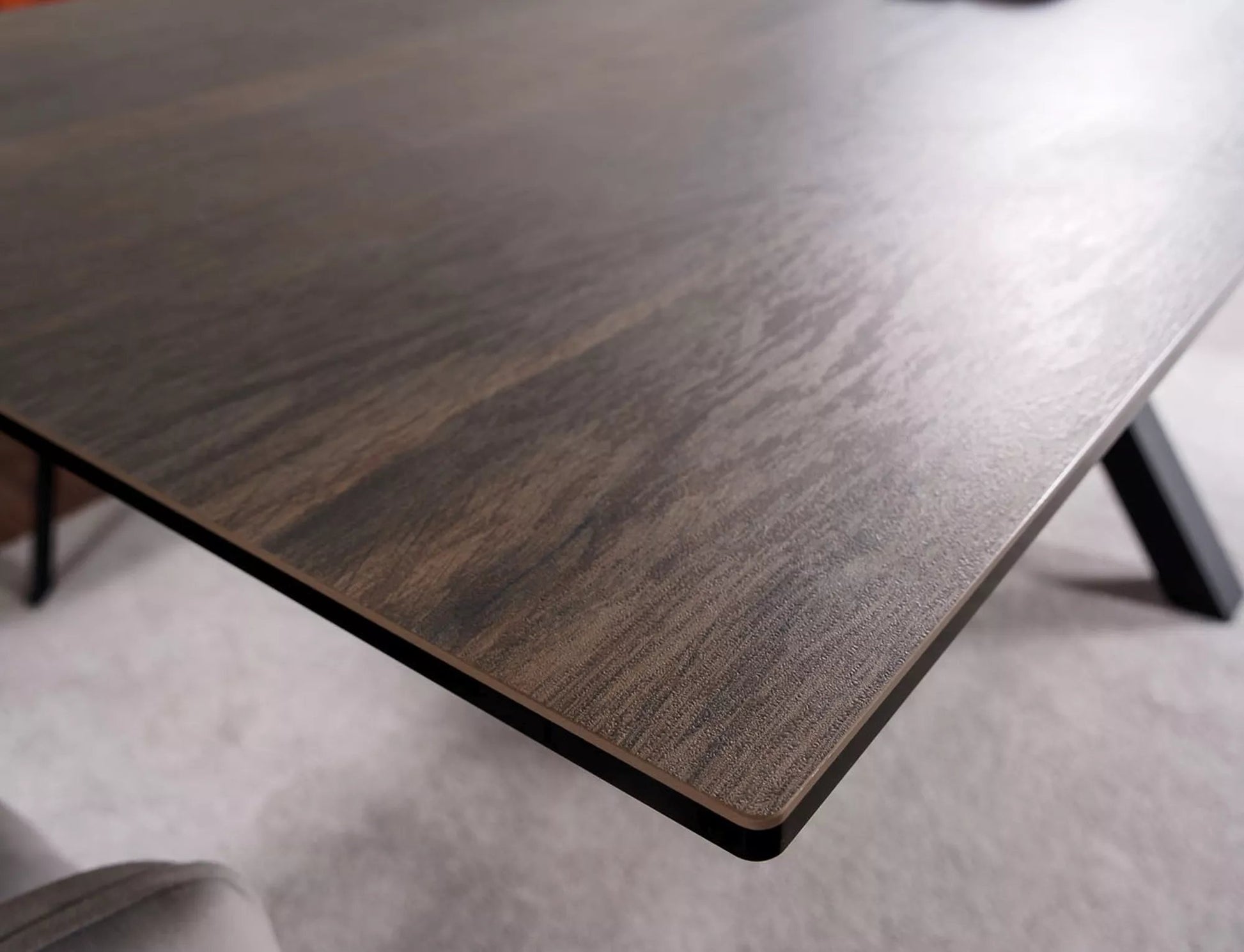Tisch Columbus Ceramic