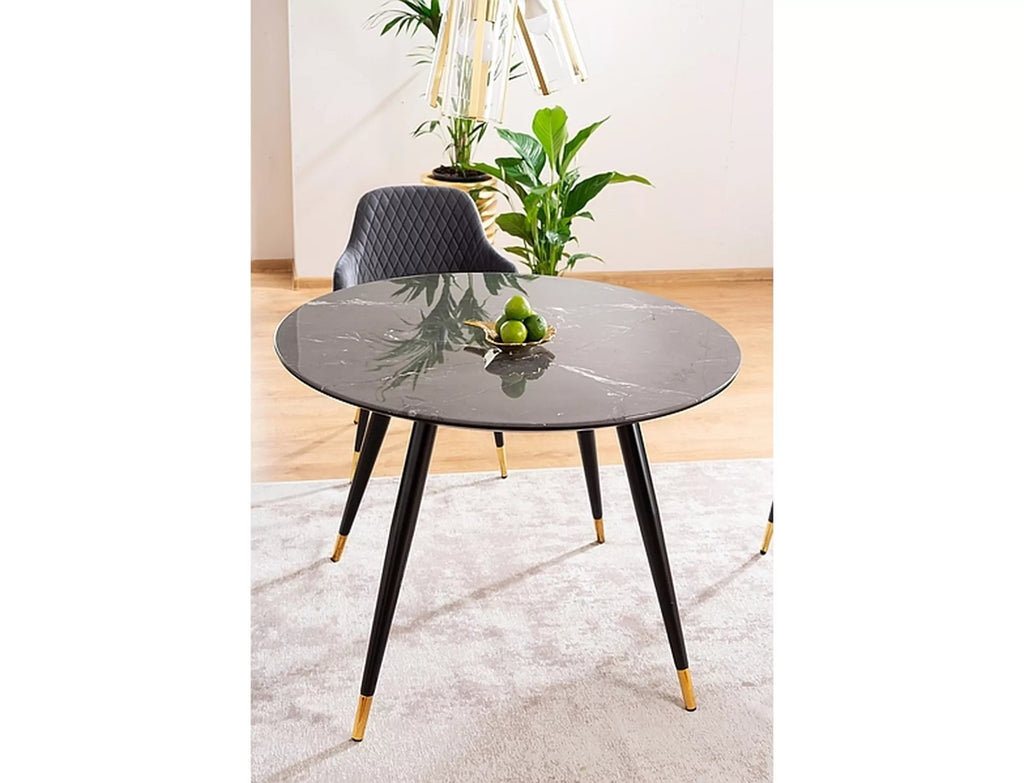 Tisch Cyryl II